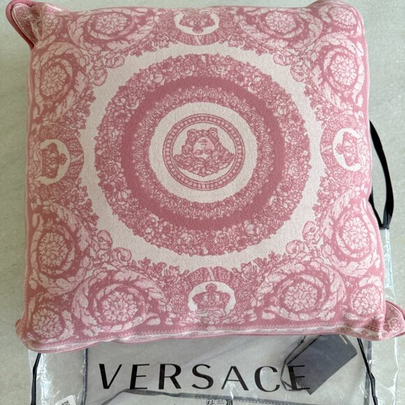 Versace Medusa Print Wool/Cashmere Pink Pillow Cushion, large, New Made in Italy - Picture 3 of 12
